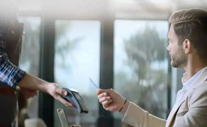 世界正变得破碎，中国支付却忙着缝合