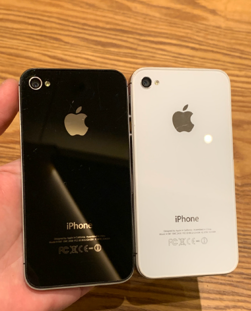 突然卖爆！14年前的旧iPhone，仅55元一台，近30天订单量破十万，网友：可以玩游戏，拍“复古照”