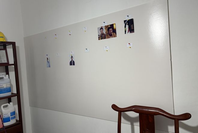 为了日薪五千的演员梦，退休老人交五万学费：揭开“短剧缺爸妈”的培训套路