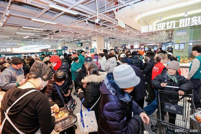 开业即限流！京东七鲜24小时鲜品、自有品牌礼盒“引爆”年货市场