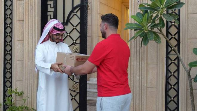 超60万人的体面