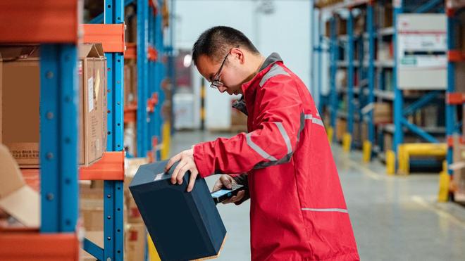 超60万人的体面