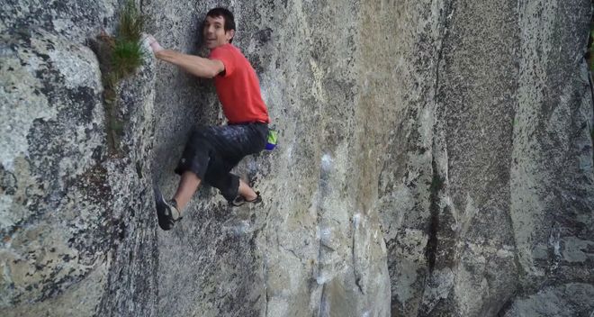 40岁的他，是世界徒手攀岩第一人，也是风险管理大师｜中企荐读