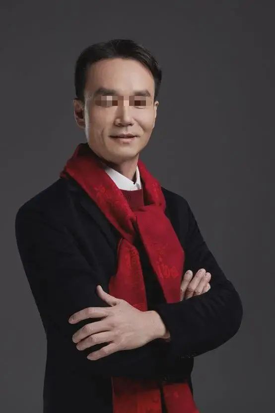 潮汕富豪做电鸡，一年卖800万辆！还要冲上市