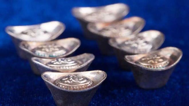 国投白银LOF启动补偿,2月26日开领 国投白银LOF启动补偿,2月26日开领