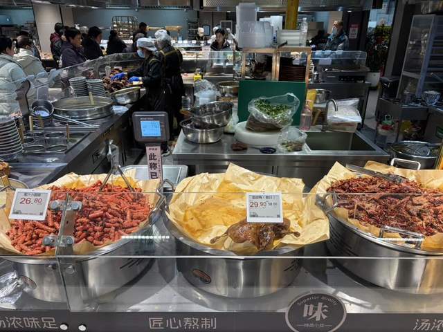 实探丨餐超王郑兆丰,首家县级新店开业 实探丨餐超王郑兆丰,首家县级新店开业