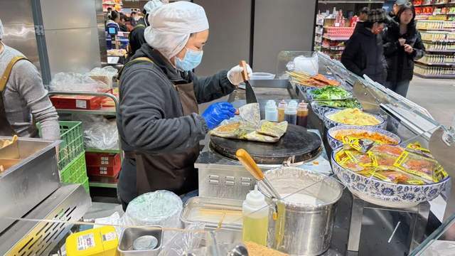 实探丨餐超王郑兆丰,首家县级新店开业 实探丨餐超王郑兆丰,首家县级新店开业