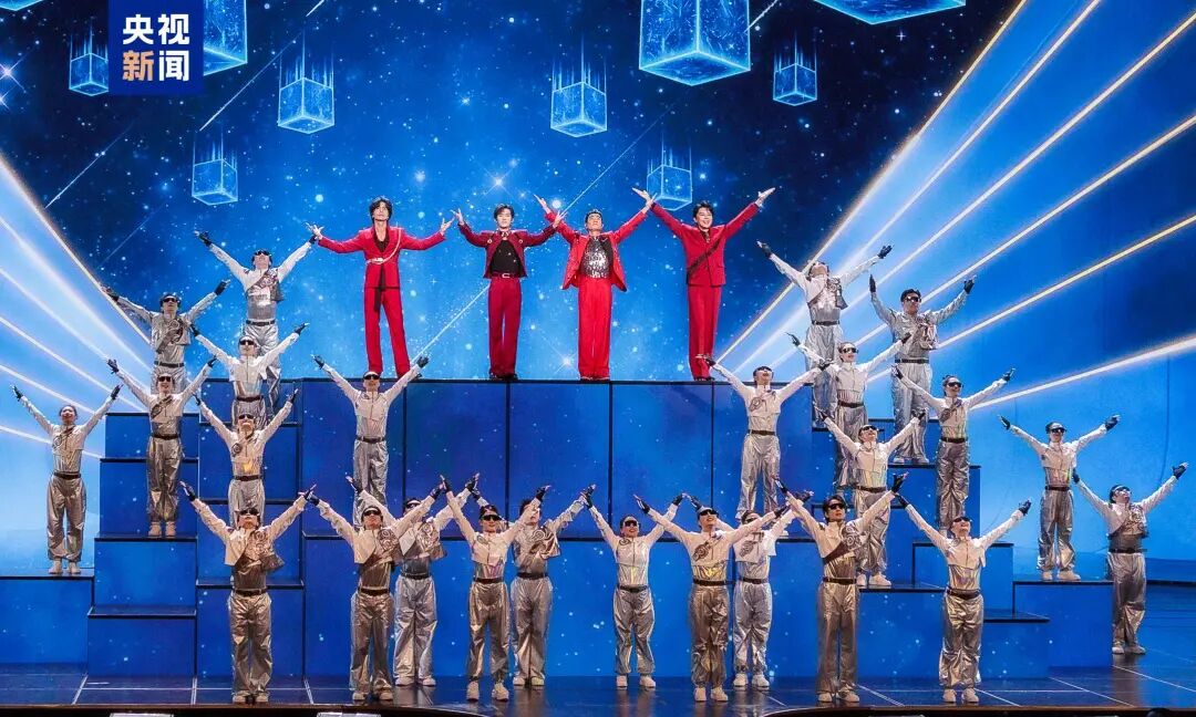 春晚完成全部彩排，部分节目单曝光：王菲献唱《你我经历的一刻》，蔡明时隔30年与“机器人”续前缘，郭富城、王一博合作，易烊千玺等亮相