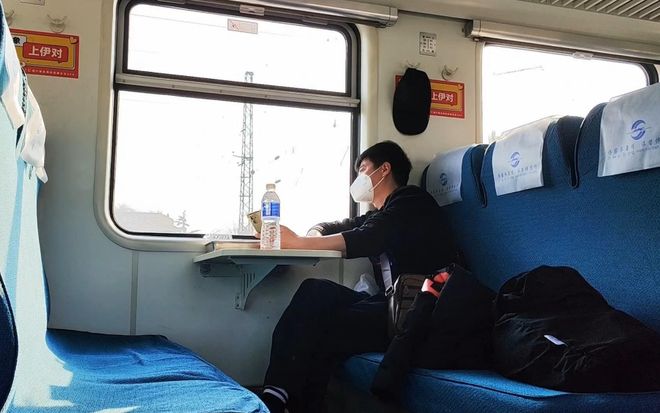 年味淡了?还是时代变了?今年过年,为啥看不见“返乡潮”? 年味淡了?还是时代变了?今年过年,为啥看不见“返乡潮”?